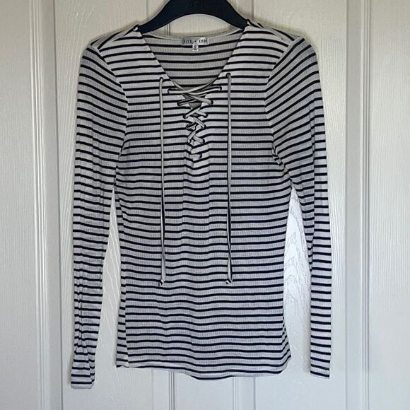 Fits + Eddi long sleeve drawstring top size xs - Picture 1 of 3